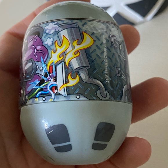 Mighty Beanz Series Gray Robot Capsule lot of 4 Astronaut juggler disguise - Picture 4 of 5